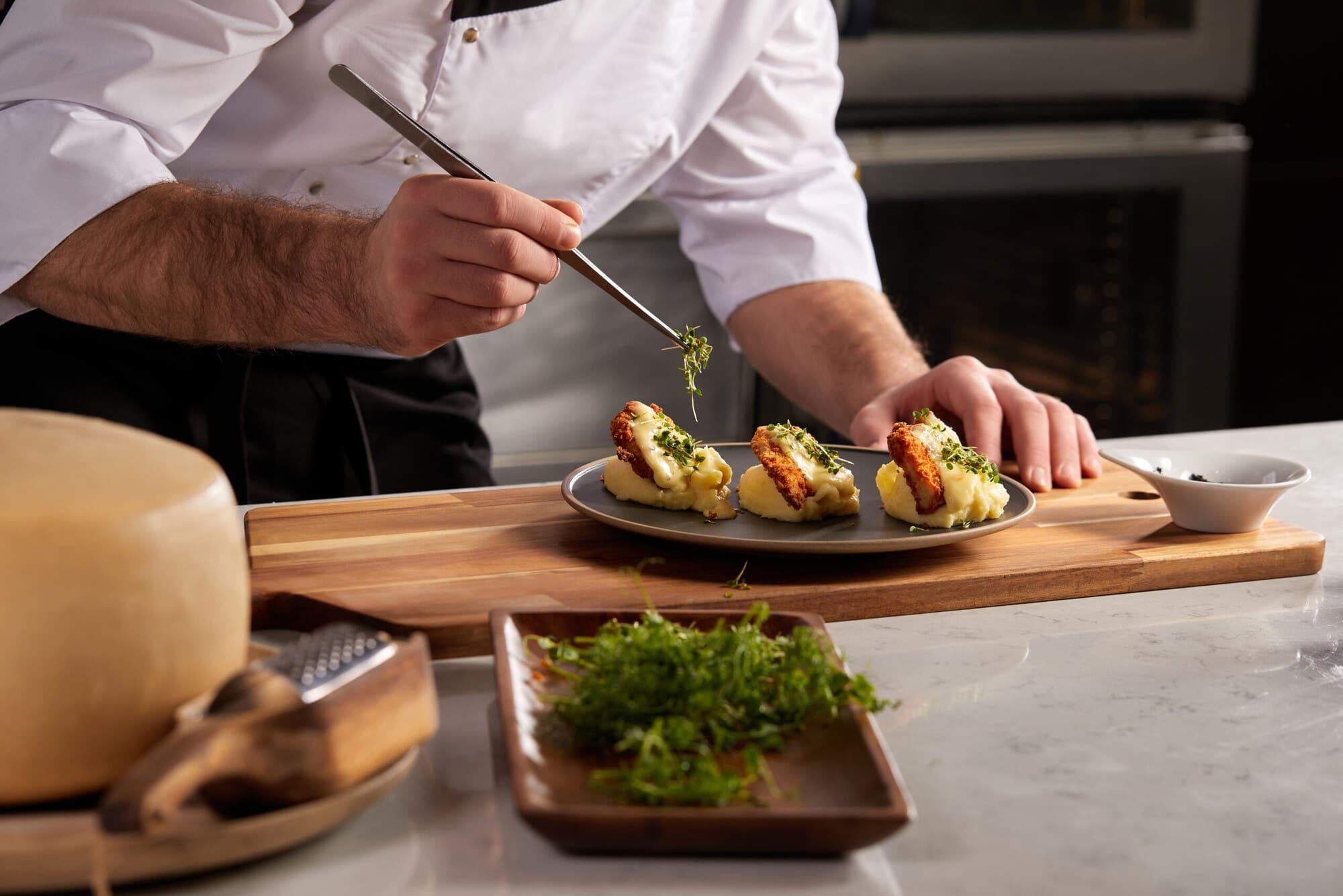 Tailored Tastes: Meeting Dietary Goals with Your Own Chef